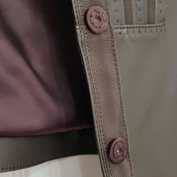 Leather jacket - Picture 6 of 7